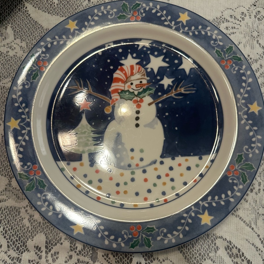 Set of 4 Noritake Epoch Mr. Snowman Plates